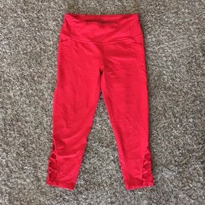 Victoria’s Secret Knockout Capri Leggings - Medium
